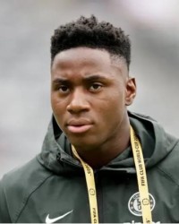 TA：切尔西担心埃苏戈至少缺阵12周，可能明年才能复出