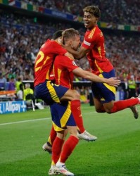 开云登录入口地址-【观点】豪强的苟且围笼，西班牙面前的终极怪兽