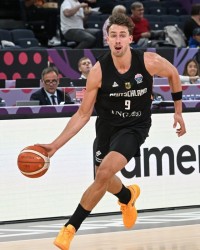 开云登录入口地址-杀伤力十足！小瓦格纳11中4贡献16分7板5助 罚球8中8